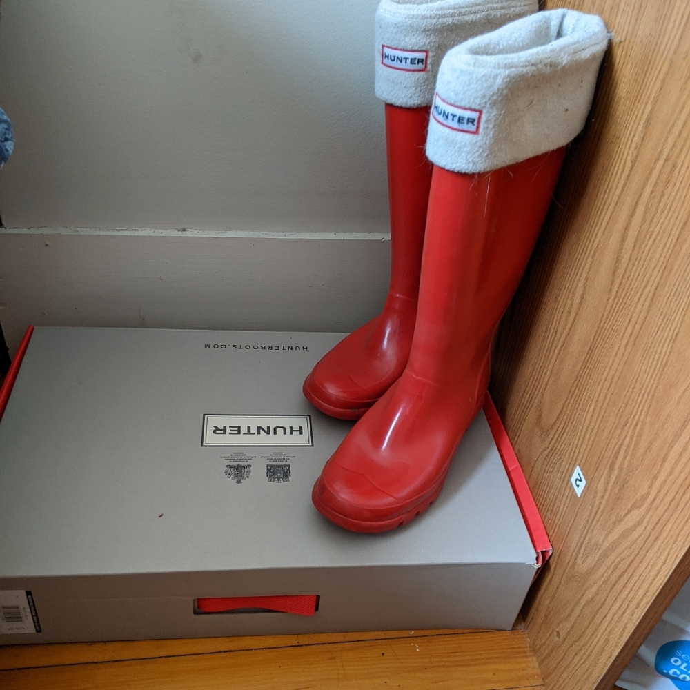 Women's sz 7 Red Hunter Huntress Gloss Wellies